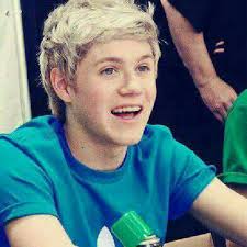 Niall James Horan ( ไนออล ฮอแรน)